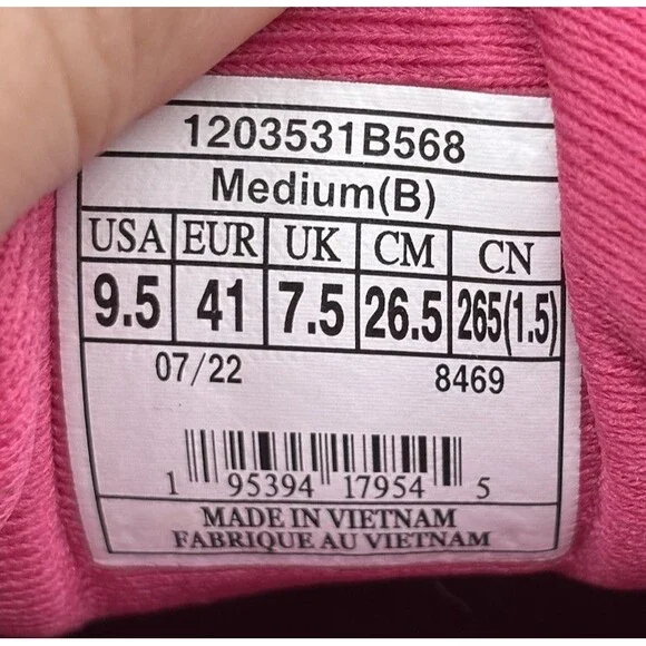 Brooks Adrenaline GTS 22 Women's Size 9.5 B  Magenta/Raspberry/White Sneakers - Picture 8 of 9